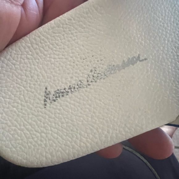 Sandals size 6/7 toddler! - Picture 8 of 10